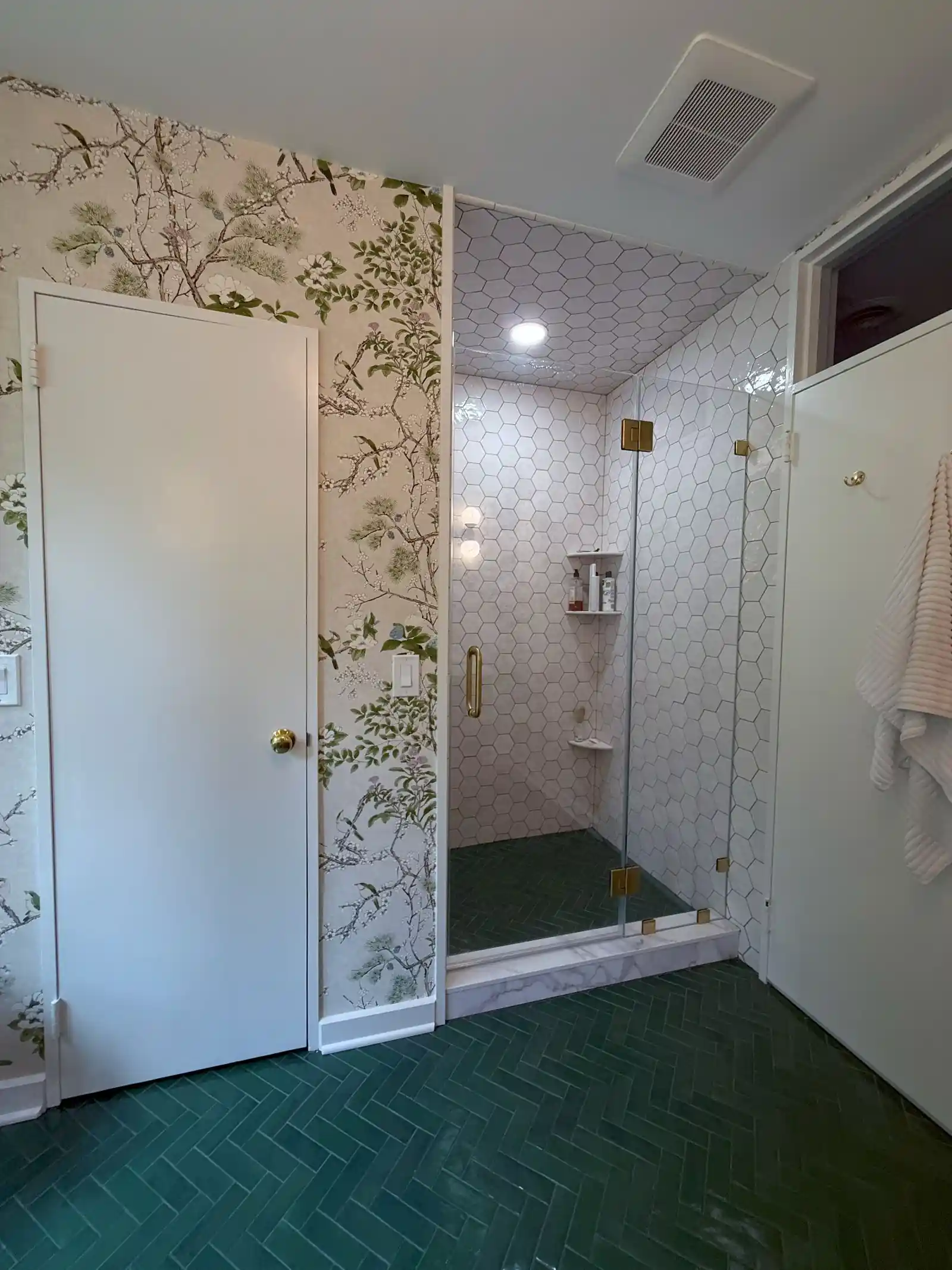 Custom vanity and tile installation by JB'S Home Improvement in Morristown, NJ